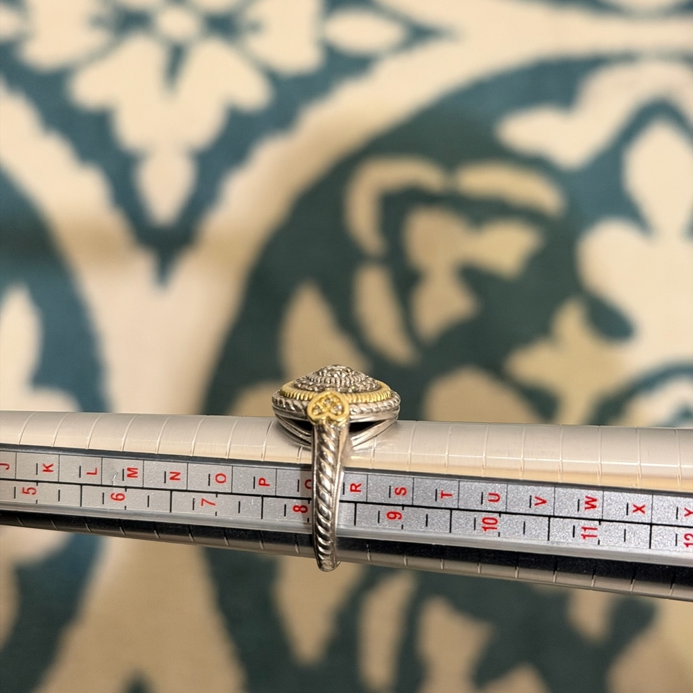 Judith Ripka 18kt Gold Diamond and Sterling Silver Pave Round Ring - Picture 12 of 14